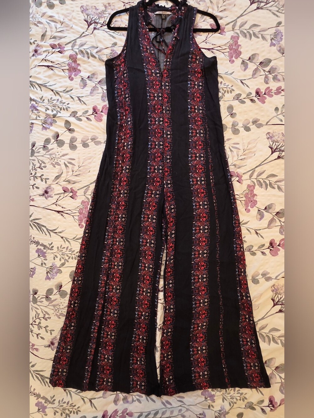 ATTRATTIVO Black Floral Wide Leg Jumpsuit Size M